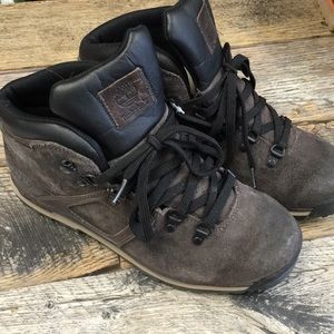 Men's Timberland boots size 8 Brown/Grey